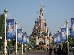 Disneyland / Парижский Диснейленд - Что посмотреть вокруг Парижа, окрестности Парижа - замки, детские парки, Парижский Диснейленд. Варианты для дневной поездки из Парижа. Путеводитель по Парижу